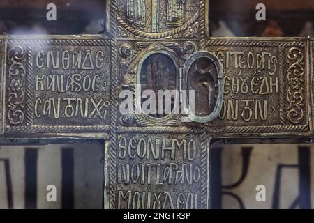 Das heilige Nabelschnur-Relikt im Kloster des Heiligen Kreuzes im Dorf Omodos im Troodos-Gebirge auf der Insel Zypern Stockfoto