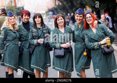 Rijeka, Kroatien. 19. Februar 2023. Reveller nehmen am 19. Februar 2023 an der traditionellen Karnevalsprozession in Rijeka, Kroatien, Teil. Foto: Nel Pavletic/PIXSELL Credit: Pixsell/Alamy Live News Stockfoto