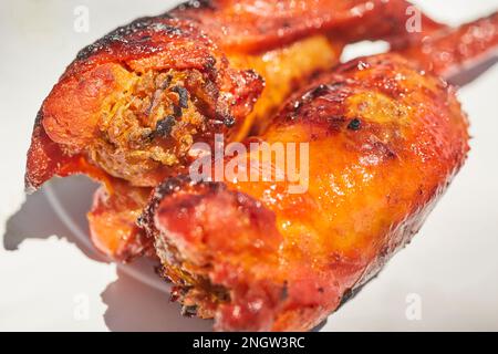 Gefüllte Hähnchenflügel, ein beliebtes Gericht auf dem Outdoor Asian Market, FDR Park, Philadelphia, Pennsylvania, USA Stockfoto