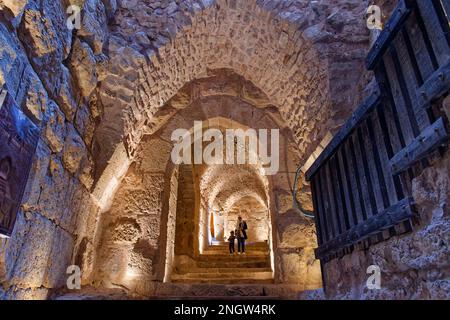 Das Innere der Burg Ajloun, erbaut im Nordwesten Jordaniens von den Ayyubids, im 12. Jahrhundert. Kredit: MLBARIONA/Alamy Stock Photo Stockfoto