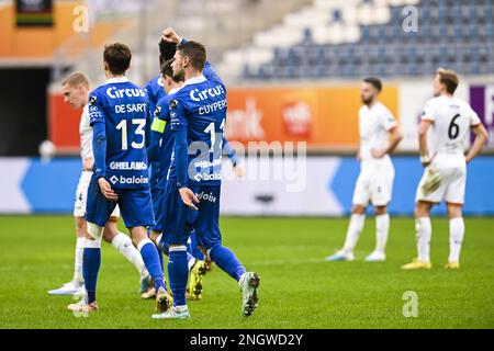 Gent's Hugo Cuypers feiert nach einem Tor während eines Fußballspiels zwischen KAA Gent und OH Leuven am Sonntag, den 19. Februar 2023 in Gent, am 26. Tag der ersten Division der belgischen Meisterschaft „Jupiler Pro League“ 2022-2023. BELGA FOTO TOM GOYVAERTS Stockfoto