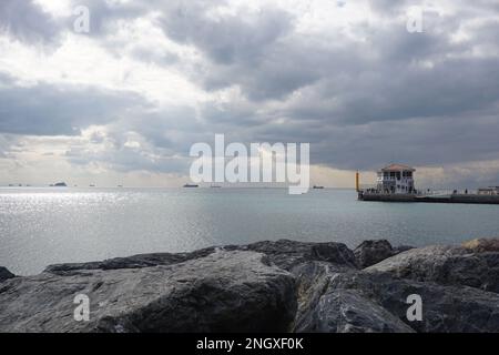 Moda Pier, Moda ist ein Viertel im Kadıkoy-Viertel von Istanbul, Türkei. Stockfoto