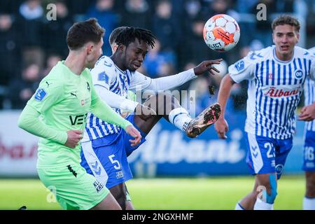 Odense, Dänemark. 19. Februar 2023. Alasana Manneh (5) von Odense Boldklub, gesehen während des 3F stattfindenden Superliga-Spiels zwischen Odense Boldklub und Randers FC im Nature Energy Park in Odense. (Foto: Gonzales Photo/Alamy Live News Stockfoto