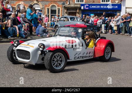 Wallingford Vehicle Rally 2018, Parade am Marktplatz Stockfoto