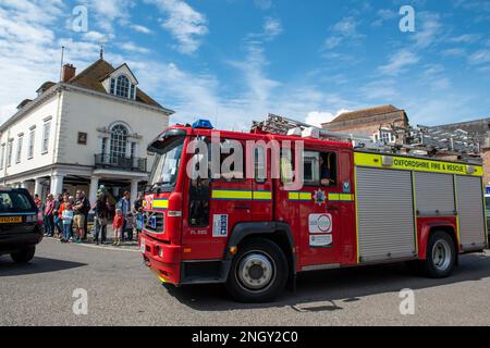 Wallingford Vehicle Rally 2018, Parade am Marktplatz Stockfoto