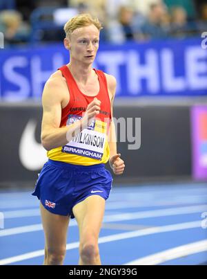 BIRMINGHAM, ENGLAND - 19. FEBRUAR: Callum Wilkinsonin gewinnt den 3000 m Walk Final Day 2 um 11.00.98 Uhr bei der britischen Leichtathletik-Hallenmeisterschaft in der utilita Arena, Birmingham, England Stockfoto