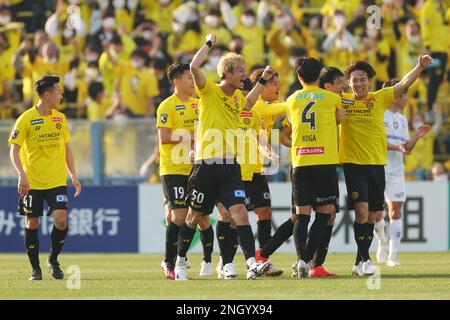 Sankyo Frontier Kashiwa Stadium, Chiba, Japan. 18. Februar 2023. Kashiwa Reysol Team Group, 18. FEBRUAR 2023 - Fußball/Fußball : 2023 J1. Ligaspiel zwischen Kashiwa Reysol - Gamba Osaka im Sankyo Frontier Kashiwa Stadium, Chiba, Japan. Kredit: YUTAKA/AFLO SPORT/Alamy Live News Stockfoto