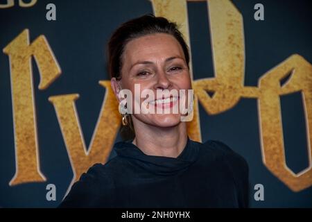 Anja Reschke bei der Neuinszenierung von »Harry Potter und das verwunschene Kind« Premiere im Mehr! Theater am Großmarkt. Hamburg, 19.02.2023 Stockfoto