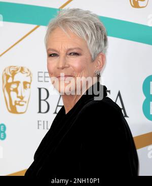 19. Februar 2023 - London, England, Großbritannien - Jamie Lee Curtis nimmt an den EE BAFTA Film Awards 2023 , Royal Festival Hall, Teil Stockfoto