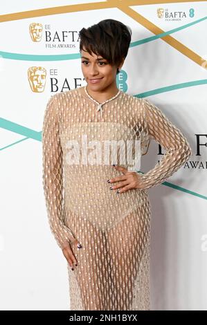 London, Großbritannien. 19. Februar 2023. Ariana DeBose nimmt an den EE BAFTA Film Awards 2023 in der Royal Festival Hall in London Teil. Foto: 19. Februar 2023. Kredit: Siehe Li/Picture Capital/Alamy Live News Stockfoto