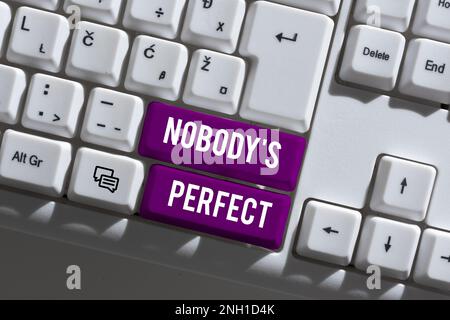 Schreiben mit Text Nobody's Perfect, Business Concept sagte immer, dass jeder Fehler macht oder Fehler macht Stockfoto