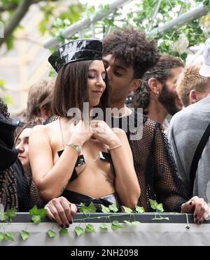 Berlin, Deutschland. 09. Juli 2022. Teilnehmer an der „Rave the Planet Parade“. Archich Bildnachweis: Paul Zinken/dpa/Alamy Live News Stockfoto