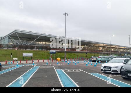 Stansted, Vereinigtes Königreich - 3. Dezember 2022: Flughafen London-Stansted (IATA: STN, ICAO: EGSS). Stockfoto