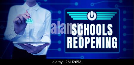 Schreiben Text anzeigen Schulen werden erneut geöffnet. Das Wort über den Unterricht ist vorerst am Ende des Schultages vorbei Stockfoto