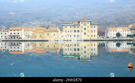 Bakar, alte malerische Stadt an der Adria, Kroatien Stockfoto