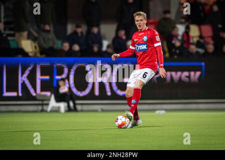 Silkeborg, Dänemark. 19. Februar 2023. Pelle Mattsson (6) aus Silkeborg, GESEHEN während des 3F. Superliga-Spiels zwischen Silkeborg IF und dem FC Copenhagen im Jysk Park in Silkeborg. (Foto: Gonzales Photo/Alamy Live News Stockfoto