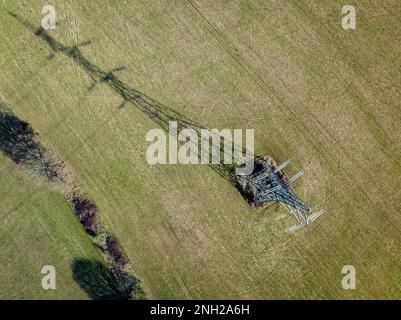 Gitterelektrizität Pylon Aus Der Luft Stockfoto