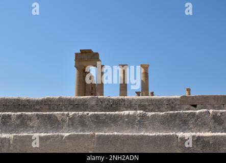 Eine Tempelruine in Lindos Akropolis, Rhodos Stockfoto