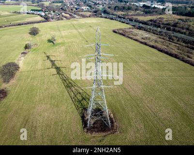 Gitterelektrizität Pylon Aus Der Luft Stockfoto