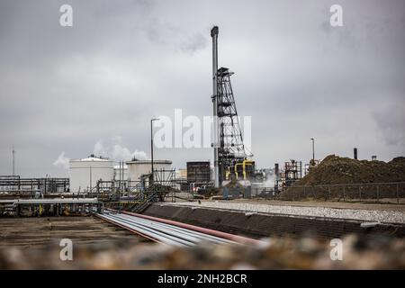 MOERDIJK - Shell Moerdijk Außenansicht. Das Unternehmen stellt chemische Produkte auf Erdölbasis her. ANP JEFFREY GROENEWEG niederlande raus - belgien raus Stockfoto