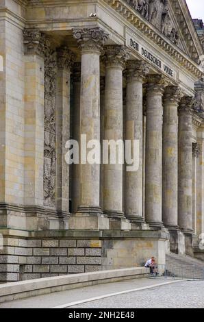 Ehemaliges Reichstagsgebäude, Sitz des Deutschen Bundestages, des deutschen volkes, in Berlin, Hauptstadt der Bundesrepublik Deutschland. Stockfoto