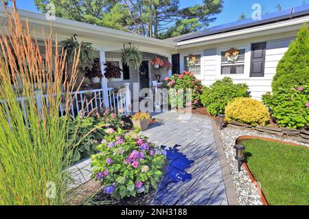 Vorstadthaus Long Island New York Stockfoto