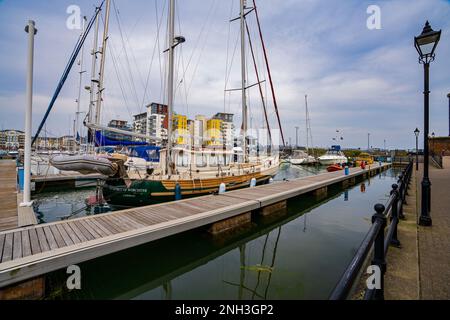 Boote in Sovereign Harbour Marina Eastbourne East Sussex England, Großbritannien. Stockfoto