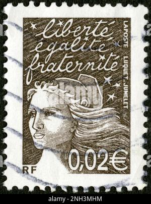 TIMBRE OBLITERE LIBERTÉ ÉGALITÉ FRATERNITÉ. LA POSTE. HF. 0,02 € Stockfoto