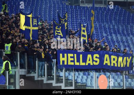 Stadio Olimpico, Rom, Italien. 19. Februar 2023. Serie A Fußball; Rom gegen Verona; Verona Fans Credit: Action Plus Sports/Alamy Live News Stockfoto