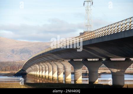 Clackmannanshire Bridge über den Firth of Forth in Schottland, die am 19. November 2008 für den Verkehr geöffnet wurde Stockfoto