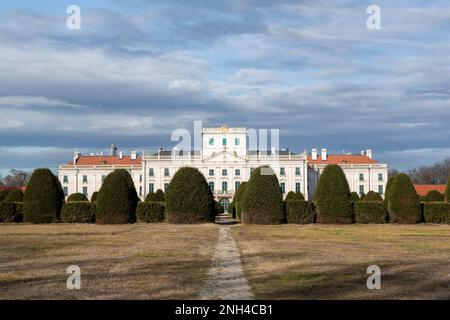 Hinterhof des Esterhazy Castle in Fertod, Ungarn Stockfoto