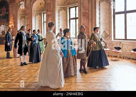 Barocktage Historische Kostüme Tanzsaal Burg Bueckeburg Schaumburg Niedersachsen Deutschland Stockfoto