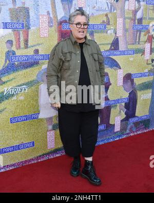 19. Februar 2023 - Westwood, Kalifornien - Rosie O'Donnell. Eröffnungsabend für „Sunday in the Park with George“ im Pasadena Playhouse. (Kreditbild: © Billy Bennight/AdMedia via ZUMA Press Wire) NUR REDAKTIONELLE VERWENDUNG! Nicht für den kommerziellen GEBRAUCH! Stockfoto