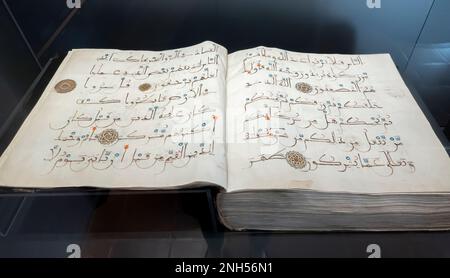 Koran, Qu'ran, koran, Quaran. Umayyad-Periode. Nordafrika 12.-13. Jahrhundert. Museum für türkische und islamische Kunst in Istanbul Stockfoto