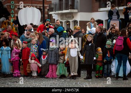 Karneval der Binche Lundi Gras Stockfoto