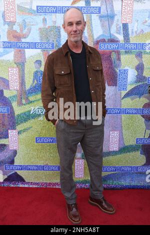 19. Februar 2023 - Pasadena, Kalifornien - Jamie McShane. Die Eröffnungsnacht für „Sunday in the Park with Georgee“ findet im Pasadena Playhouse in Pasadena statt. (Kreditbild: © FS/AdMedia via ZUMA Press Wire) NUR REDAKTIONELLE VERWENDUNG! Nicht für den kommerziellen GEBRAUCH! Stockfoto