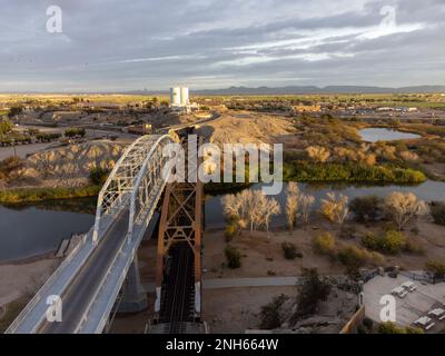 Ocean-to-Ocean-Brücke in Yuma Az bei Sonnenaufgang Stockfoto