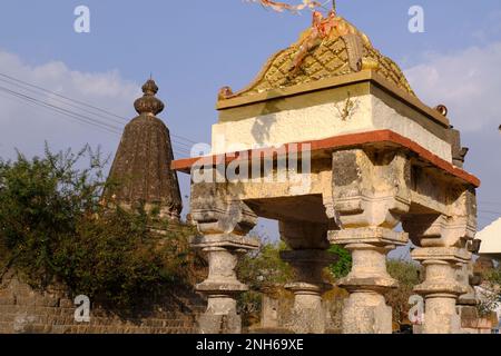 31. Januar 2023, Aundh im Bezirk Satara in Maharashtra, Indien. Es gibt die vielen antiken Schrein-Tempel. Dieser Tempel ist sehr beliebt für seinen Historiker Stockfoto