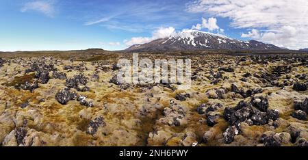 Weiße Gipfel der Snæfellsjökull Vulkan im Westen von Island - 1446 m Höhe. Stockfoto