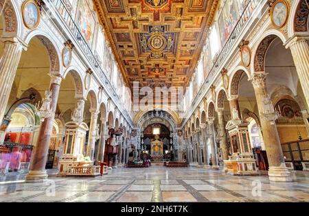 ROM, MÄRZ - 21: Innenraum der Kirche Santa Maria Aracoelis. März 2014 in Rom, Italien statt Stockfoto