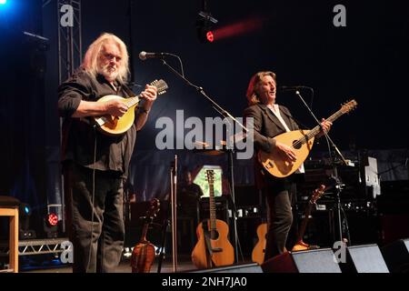 Handzeichen (Phil Beer, Steve Knightley) beim Wickham Festival, Hampshire, Großbritannien. 6. August 2022 Stockfoto