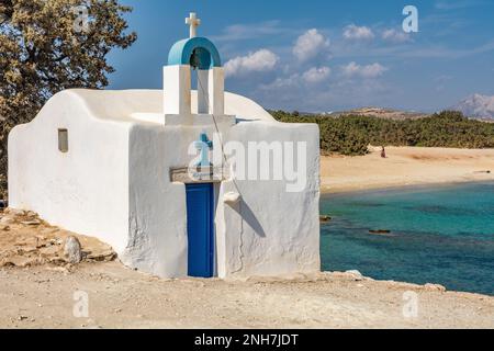 Alikò Kirche und Strand, Naxos Stockfoto