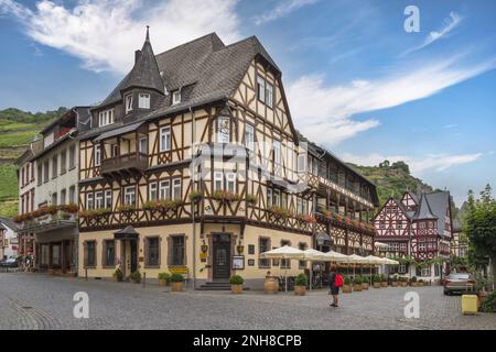 Bacharach Deutschland, die Skyline der Stadt Bacharach und ein Fachwerkhaus Stockfoto