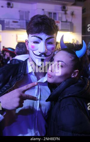 19. Februar 2023, Saviano, Kampanien/Neapel, Italien: Karneval der Provinz Saviano in Neapel. (Kreditbild: © Salvatore Esposito/Pacific Press via ZUMA Press Wire) NUR REDAKTIONELLE VERWENDUNG! Nicht für den kommerziellen GEBRAUCH! Stockfoto