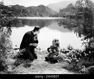 Frankenstein und Maria - Boris Karloff und Marilyn Harris in Frankenstein - Publicity noch - 1931 Stockfoto