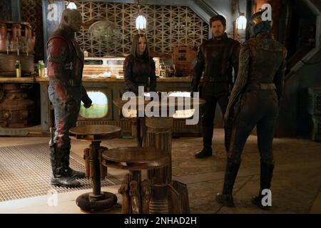 Guardians of the Galaxy Band 3 (stilisiert als Guardians of the Galaxy Band 3) ist ein bevorstehender amerikanischer Superheldenfilm, der auf dem Marvel Comics Superheldenteam Guardians of the Galaxy basiert und von Marvel Studios produziert und von Walt Disney Studios Motion Pictures vertrieben wird. Dieses Foto ist nur zur redaktionellen Verwendung bestimmt und ist das Urheberrecht des Filmunternehmens und/oder des von dem Film- oder Produktionsunternehmen zugewiesenen Fotografen und darf nur durch Veröffentlichungen in Verbindung mit der Werbung für den oben genannten Film reproduziert werden. Eine obligatorische Gutschrift für die Filmgesellschaft ist erforderlich. Der Fotograf sollte es auch sein Stockfoto