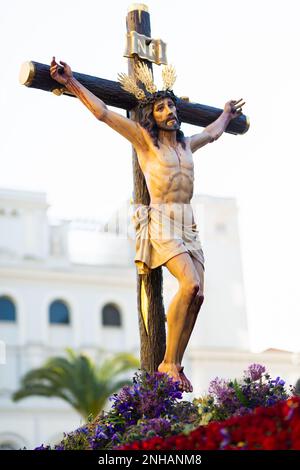 Die heilige Bruderschaft des Heiligen Christus der Qual während der Heiligen Woche in Badajoz. Stockfoto