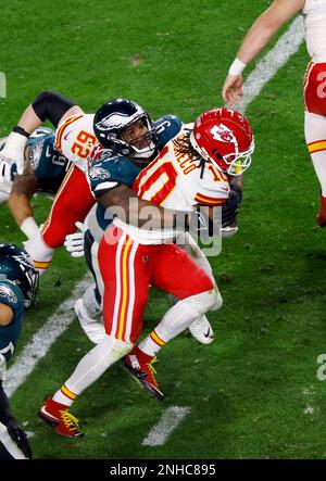 Philadelphia Eagles Defensive Tackle Javon Hargrave (97) greift die Kansas City Chiefs an, die Isiah Pacheco (10) während des Super Bowl LVII zwischen den Philadelphia Eagles und den Kansas City Chiefs in Glendale, AZ, am 12. Februar 2023 Mandatory Photo Credit : Charles Baus/CSM Stockfoto
