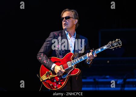 Madison, USA. 20. Februar 2023. Joe Bonamassa im Orpheum Theater am 20. Februar 2023 in Madison, Wisconsin (Foto: Daniel DeSlover/Sipa USA). Guthaben: SIPA USA/Alamy Live News Stockfoto