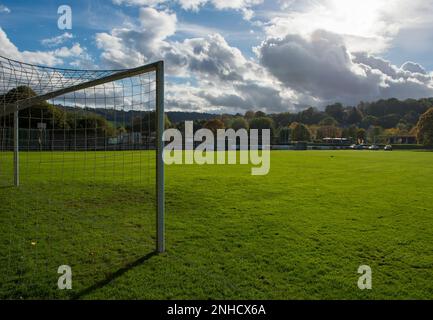 Monmouth, Wales, 30. Oktober 2021. Ardal Leagues im Südosten der USA treffen sich zwischen Monmouth Town und Rhayader Town. Kredit: Will Cheshire Stockfoto